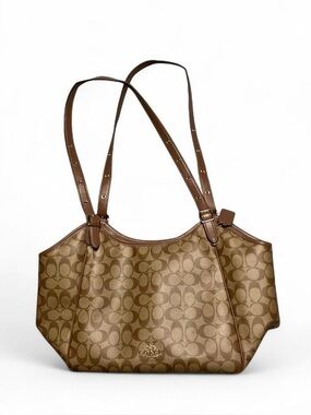 Coach Meadow Shoulder Bag | Khaki/Saddle Signature Canvas Tote